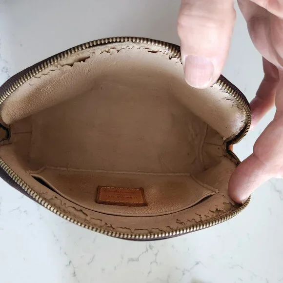 Louis Vuitton Cosmetic Pouch, Authentic - Picture 6 of 8